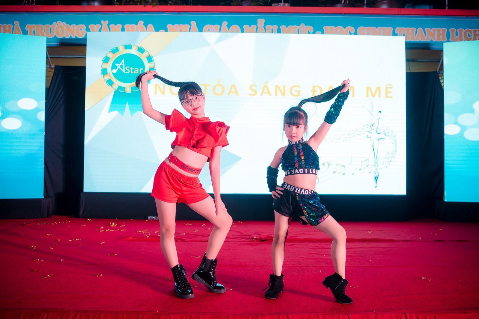 Cùng tới A STar học Kids Dance với các bạn nhỏ nào !