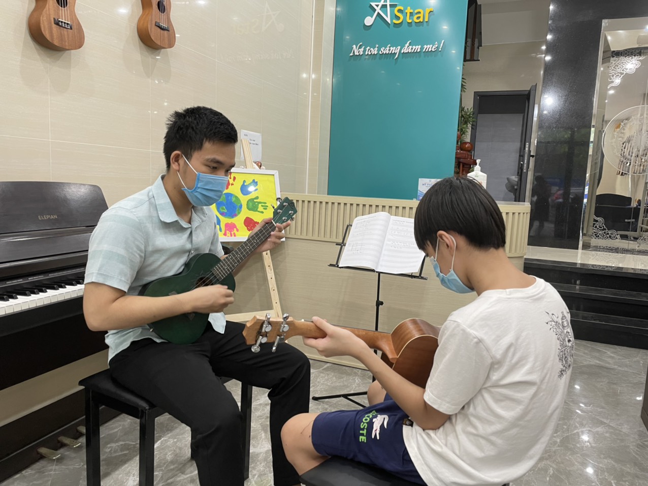 Khóa học đàn Ukulele cơ bản