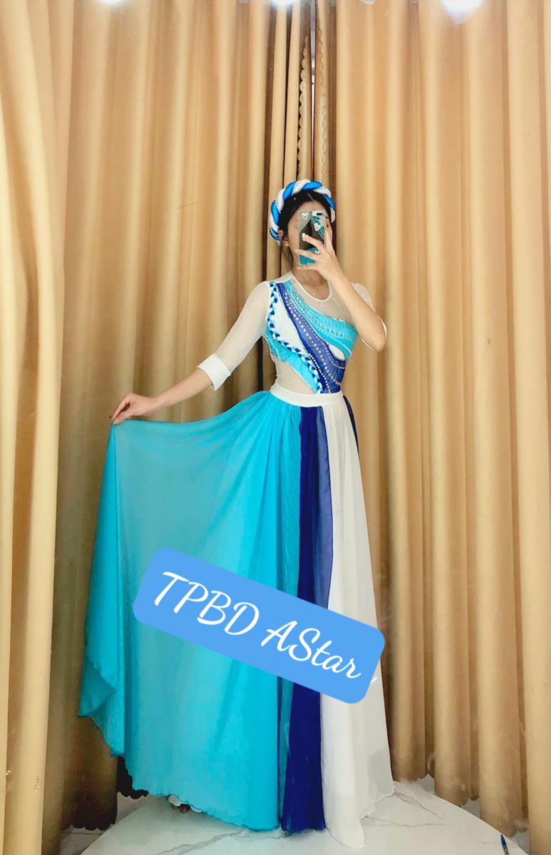 TRANG PHỤC MÚA